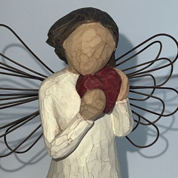 Willow Tree "Angel of the Heart" Figurine 2000 Girl Wings Holding Red Heart - Picture 12 of 12
